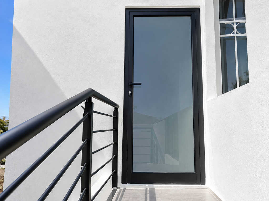 Puerta Principal de Aluminio con Insertos (copia)